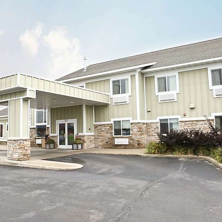 Grandstay Hotel & Suites Perham 外观 照片