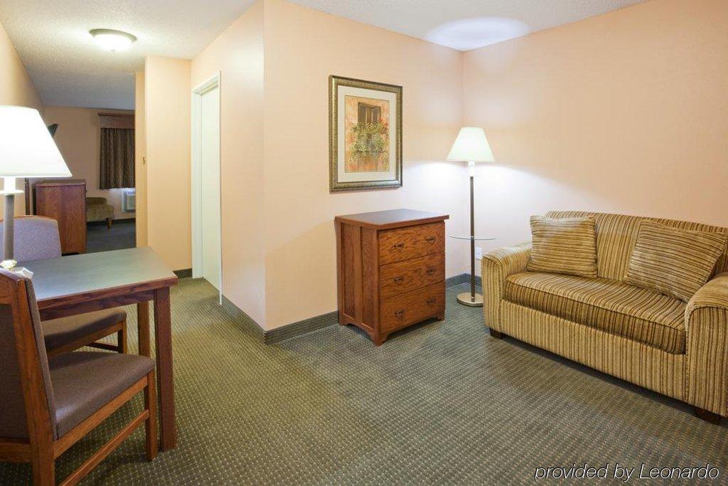 Grandstay Hotel & Suites Perham 外观 照片